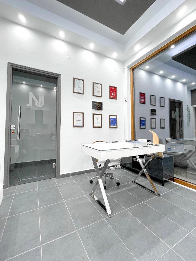 Nj Apartments Lavrion Bagian luar foto